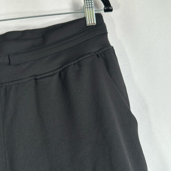 Zyia Active Black Ascend Capri Joggers Size Large - Picture 5 of 8